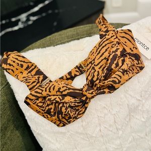 Montce NWT Tigre Hayden Sport Top - S